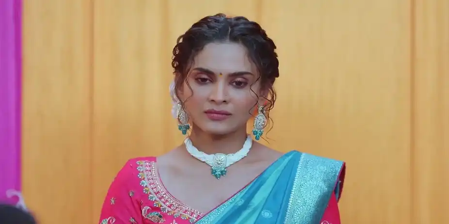 Tulja Refuses to Marry the Bull | Lakhat Ek Amcha Dada