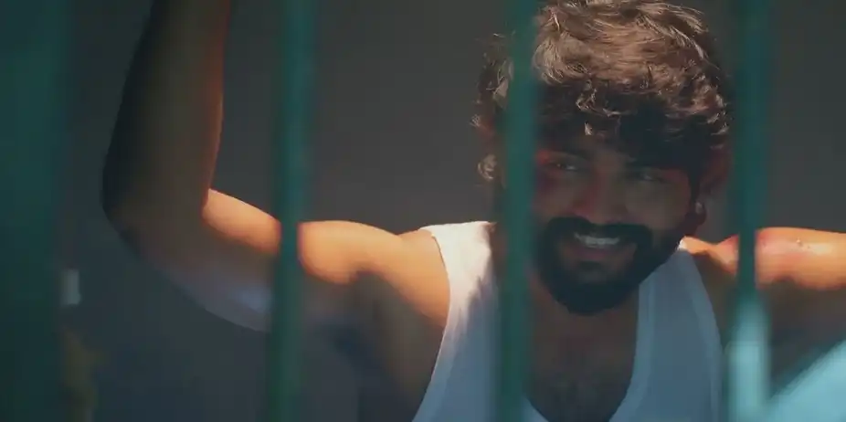 The Police Beat Maaran | Veera