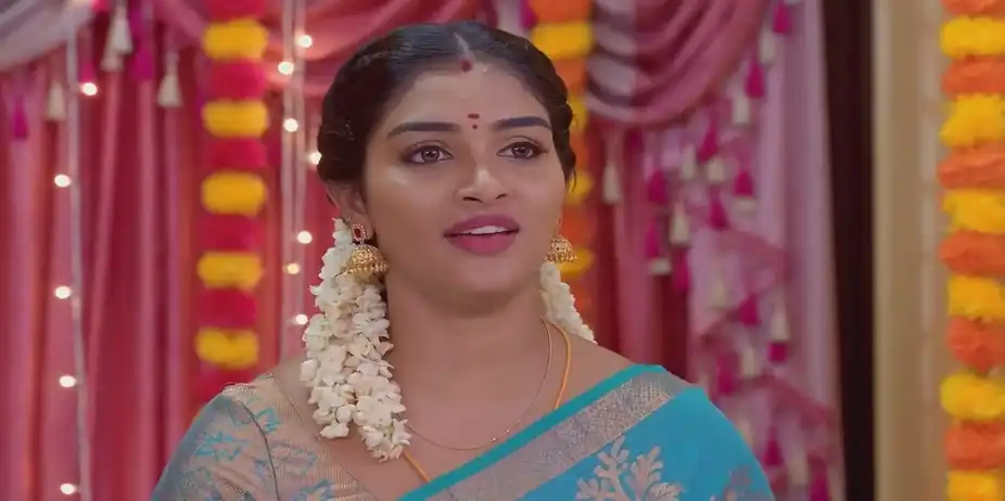 Deepa Fails to Recognise Ambika | Karthigai Deepam