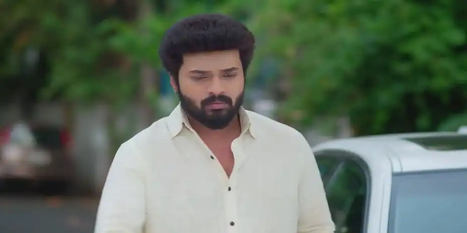 Karthikeyan Breaks Down | Karthigai Deepam