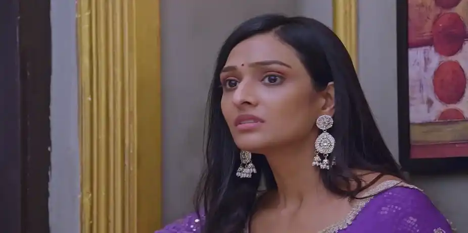 Lakshmi Comes to Help Sulochana | Bhagya Lakshmi