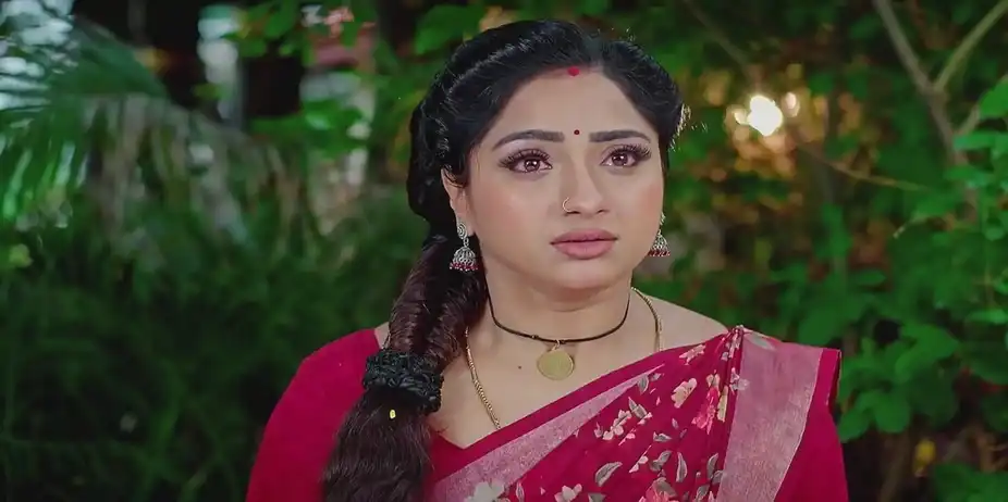 Nayani Speaks with Guruji about Vishal | Trinayani