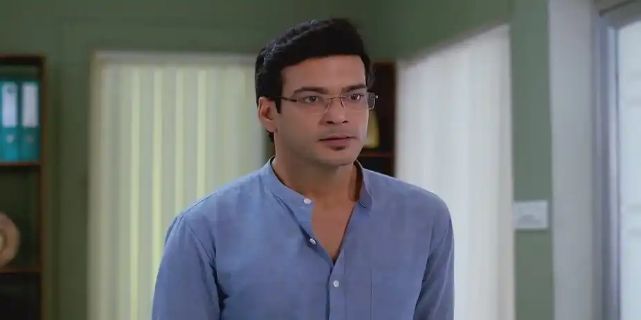 Phulki Looks for Rohit at the Superstore | Phulki