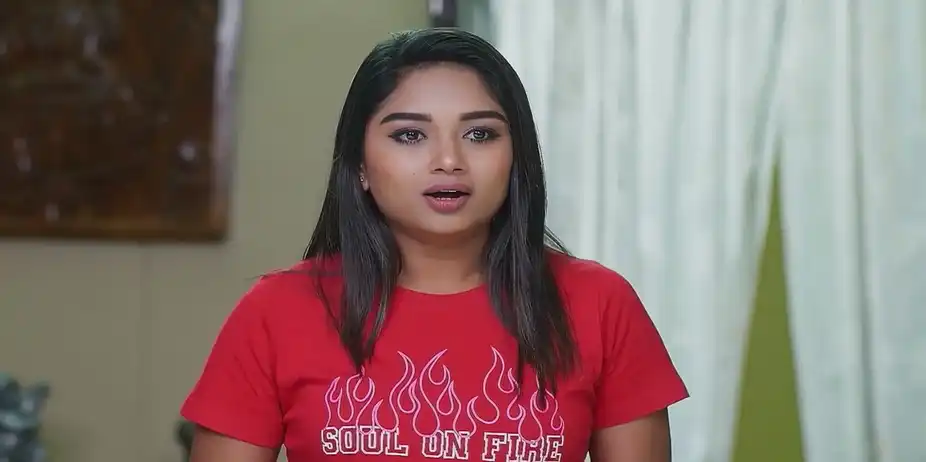Padmavathi Asks Aadhya to Massage Her Legs | Sandhyaraaga