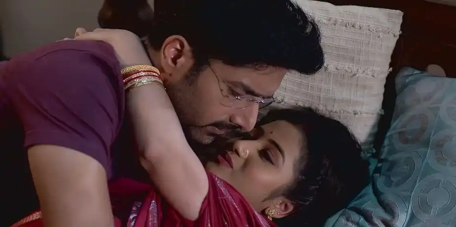 Diti Opens Her Heart in a Drunken Stupor | Mala Bodol