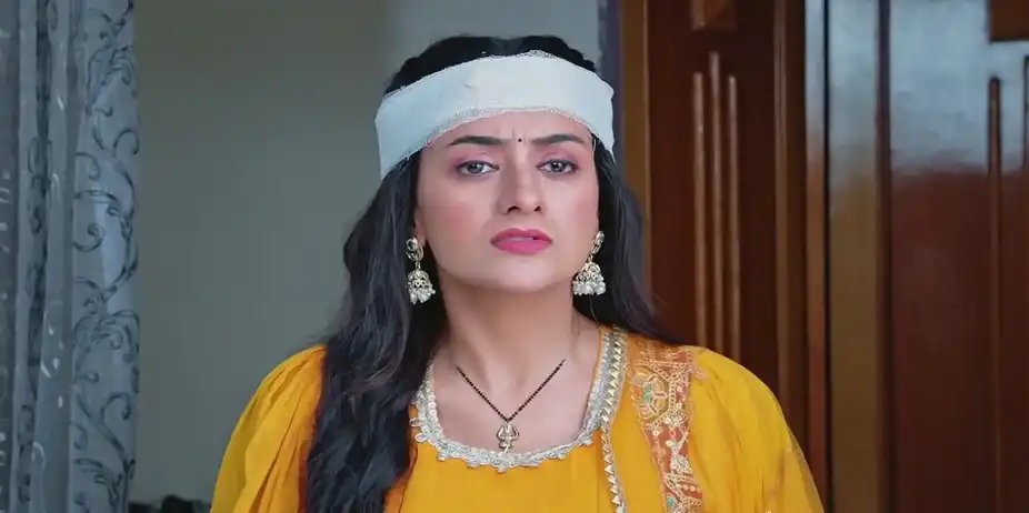 Maa Divyana Inspects Shivika’s Cupboard | Shivika