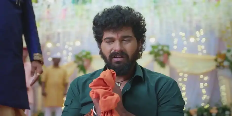 Daddy Slaps Surya | Lakhat Ek Amcha Dada