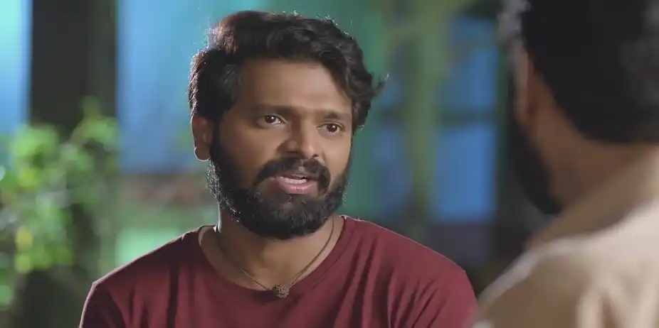 Uma Tells Ovi about Aaji's Support | Sara Kahi Tichyasathi