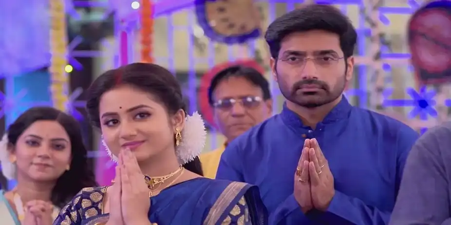 Diti Makes Cute Malpuas for Gopal | Mala Bodol