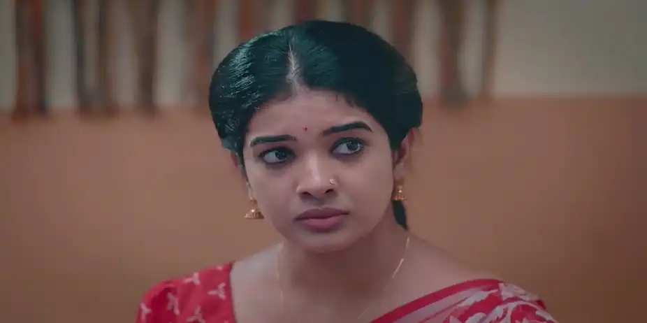 Prakash Questions Vandana | Manathe Kottaram