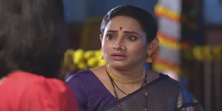 Uma Expresses Her Feelings to Sandhya | Sara Kahi Tichyasathi