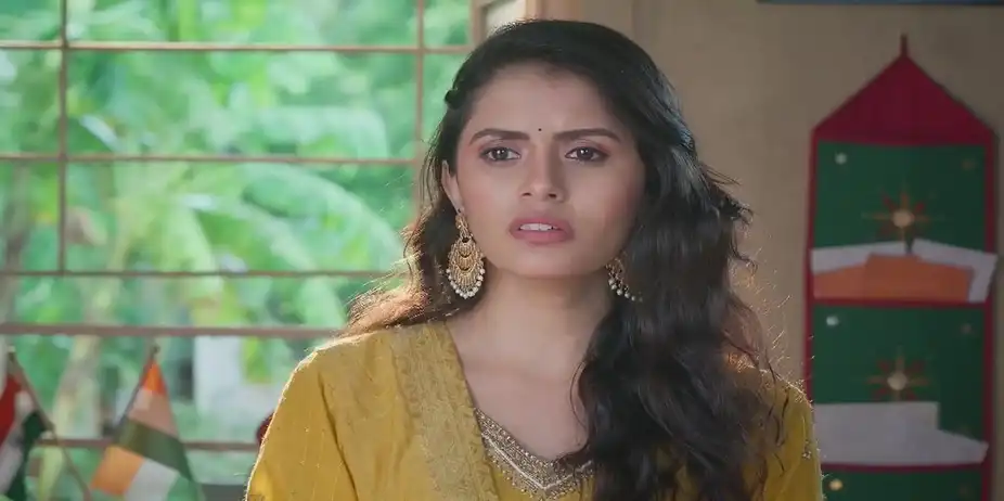 Sampada Praises Rocky | Shiva