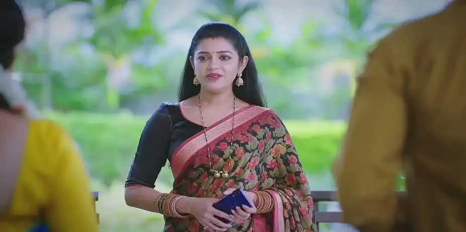 Jaydev Seeks Bhoomika's Permission for an Outing | Amruthadhaare