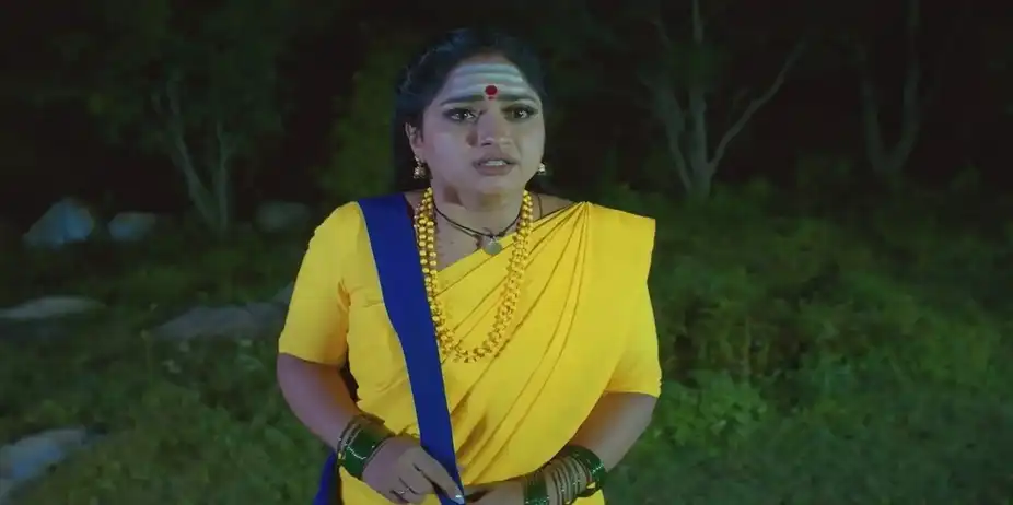 Mobango Tries to Kill Maari | Maari