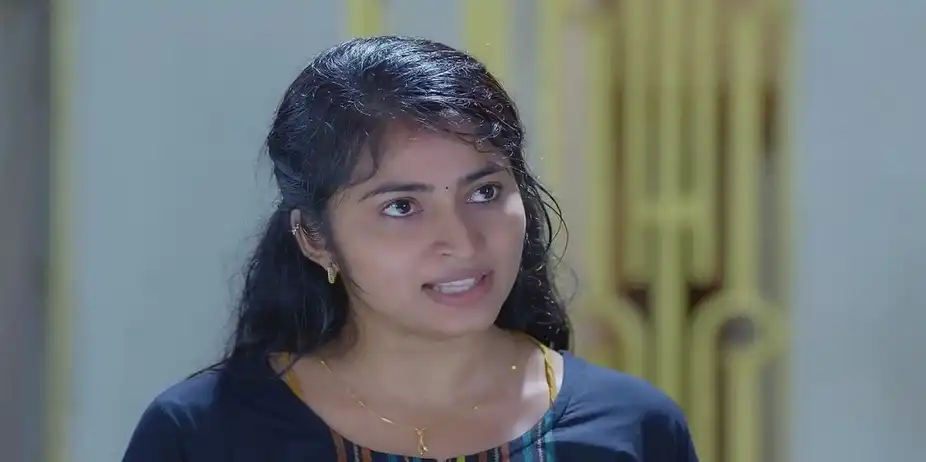 Maaran Pacifies Veera | Veera