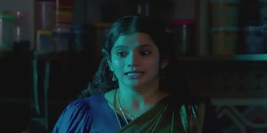 Valli Pacifies Kanmani | Veera