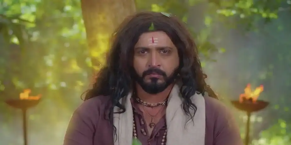 Jhansi Suspects Parmeshan | Ninaithale Innikkum