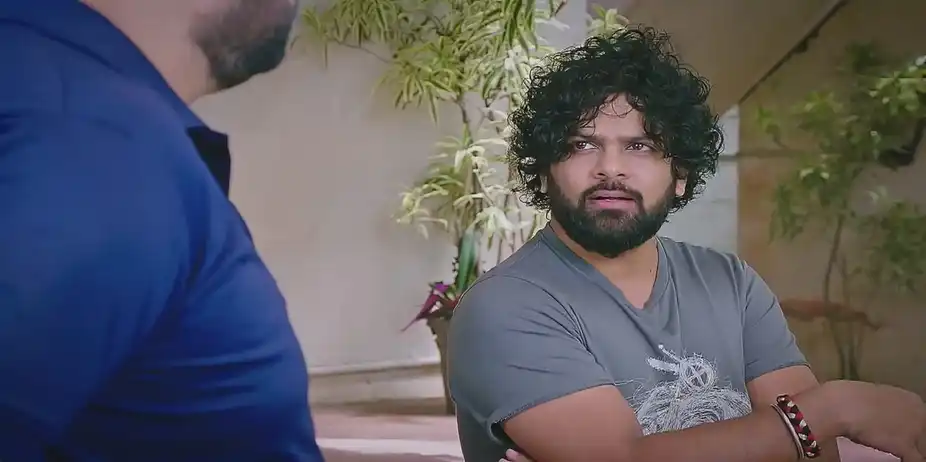 Harish and Santosh Discuss a Gift | Lakshmi Nivasa
