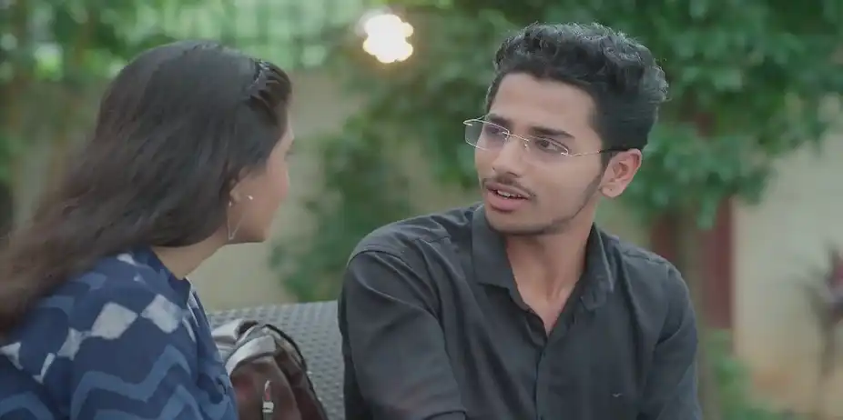 Sampada Asks Rocky a Question about Love | Shiva