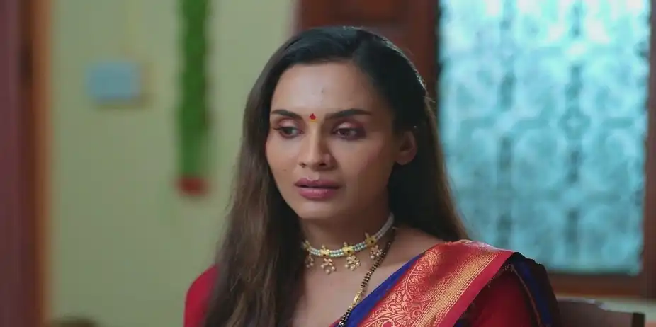 Tulja Expresses Her Concern to Surya | Lakhat Ek Amcha Dada