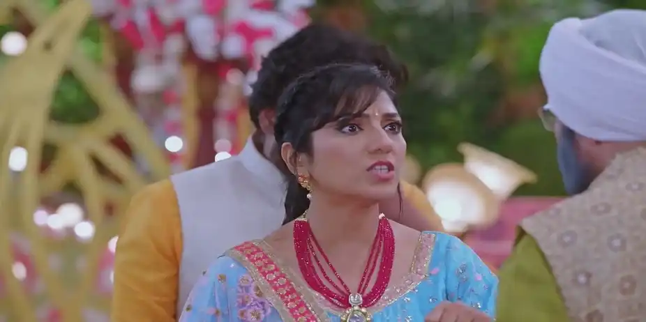 Rano Calls the Smugglers' Boss an Idiot | Bhagya Lakshmi