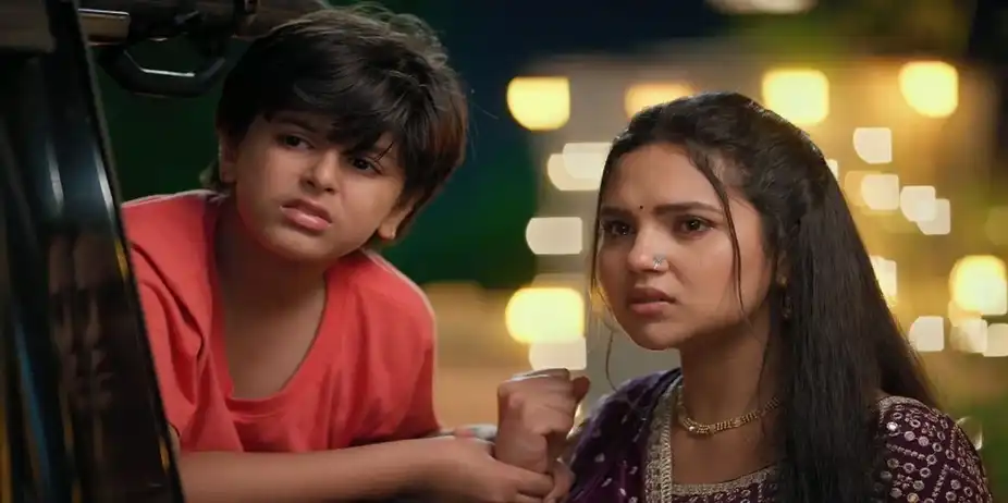 Vasudha S1 E5 - Vasudha Teaches a Lesson to Chandrika's Guest