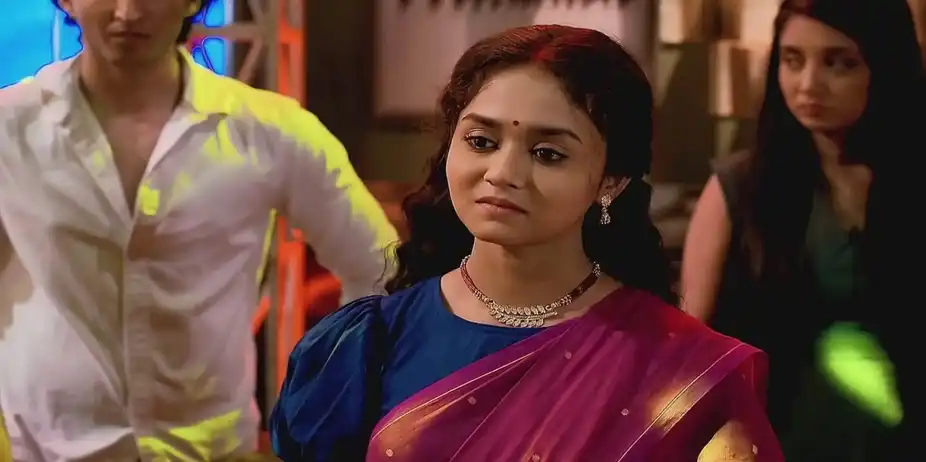 Gunja's Ploy Is Exposed in front of Moyna | Puber Moyna