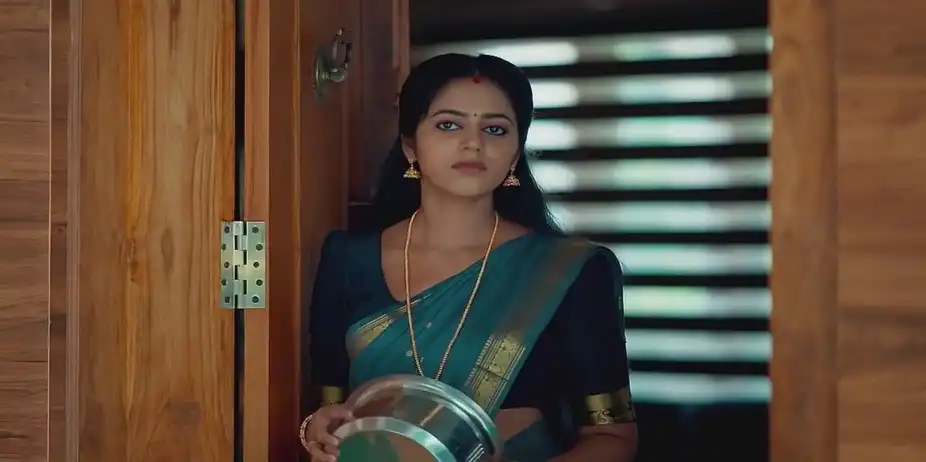 Jeevan Speaks Lowly of Nithya | Madhura Nombara Kaattu