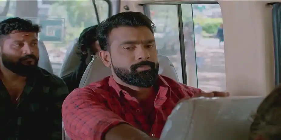 Veena Insults Harishankar | Madhura Nombara Kaattu