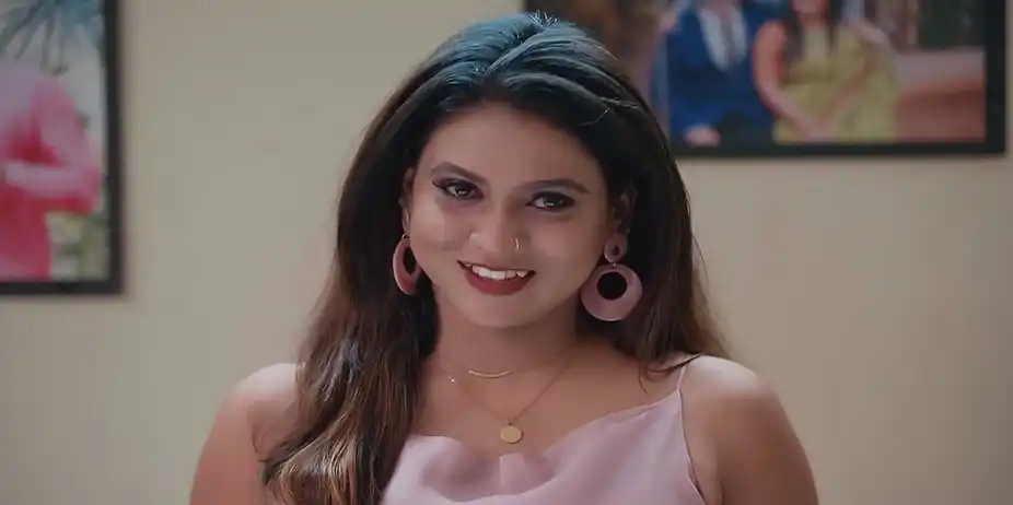 Prabhavathy Entrusts Parvathy with a Task | Parvathy