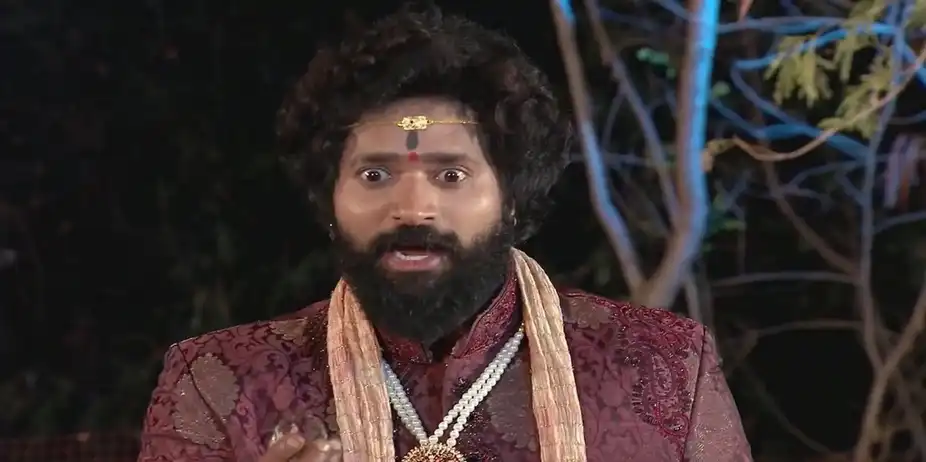 Digamabara Goes for a Penance | Naagamandala