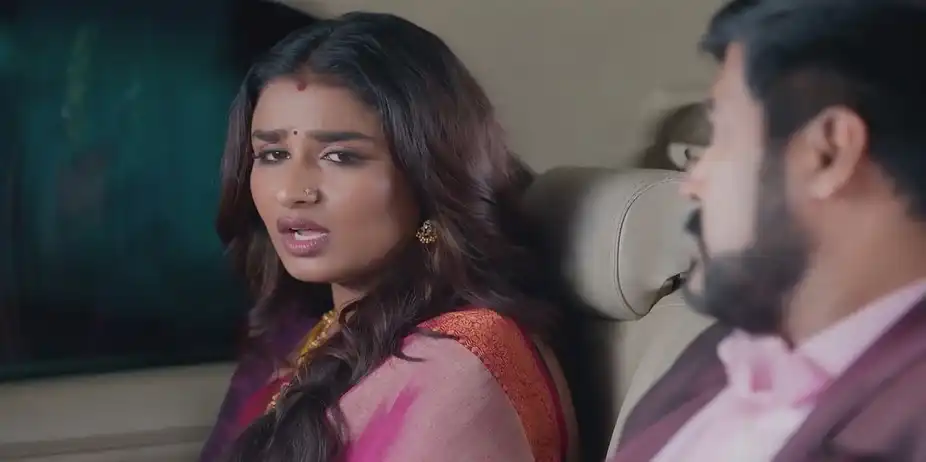 Goutham Pacifies Madhumitha | Nenjathai Killathe