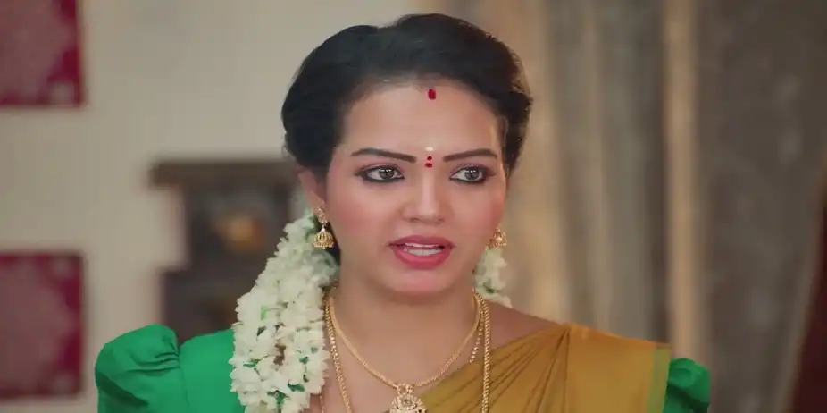 Padma Tries to Convince Raghuram | Sandhya Raagam