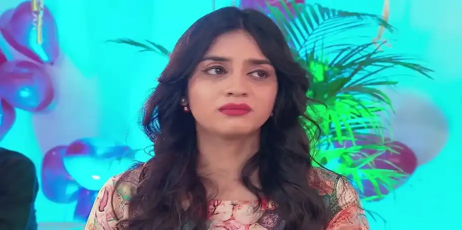 Parnika Mocks Mahi and Aishwarya | Naagamandala