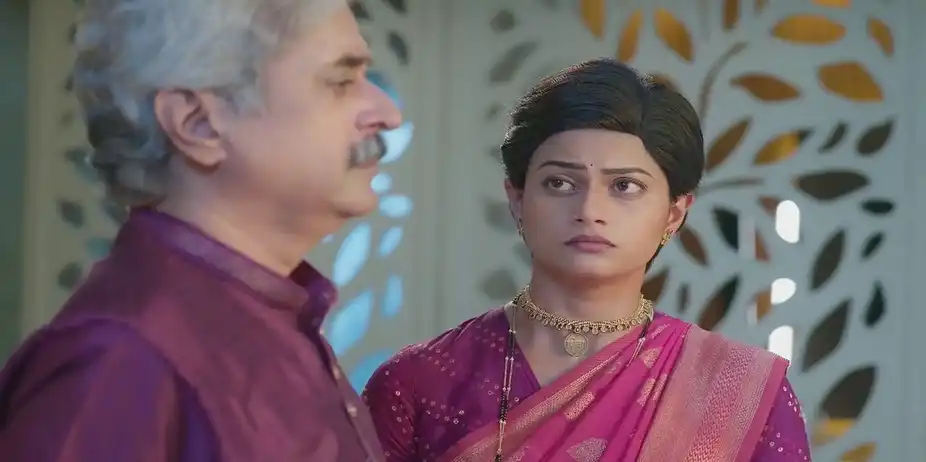 Rambhau Apologises to a Sleeping Keerti | Shiva