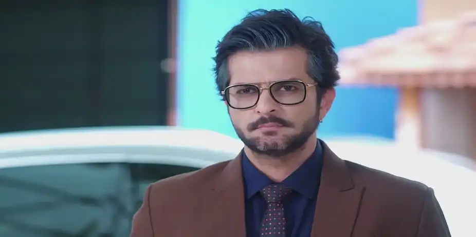Leela Seeks a Promise from AJ | Navri Mile Hitlerla