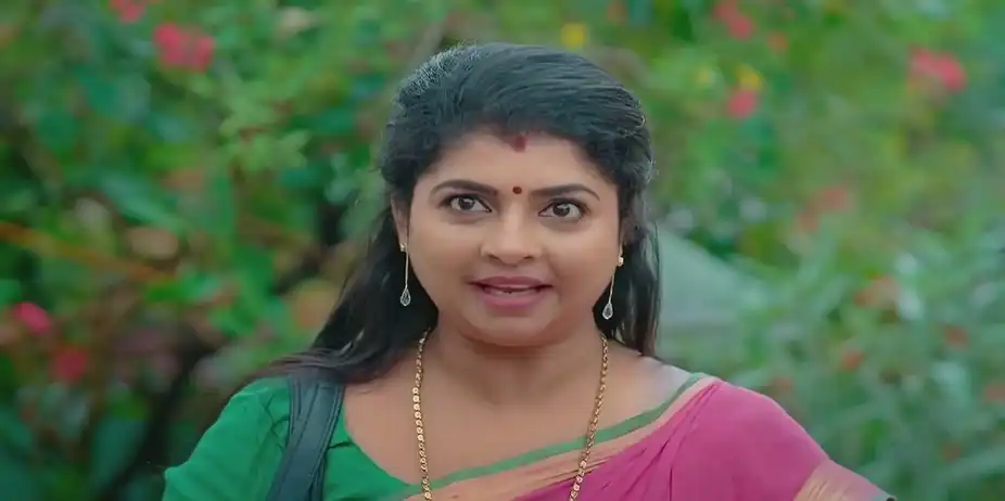 Vasantha Reaches Madhavan’s House | Manathe Kottaram