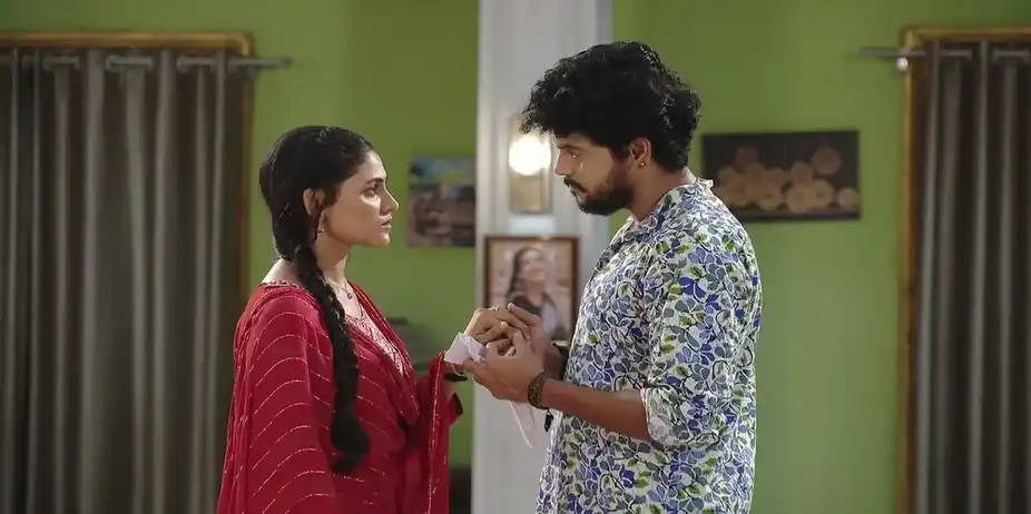 Bishnu's Actions Irritate Priya | Suna Jhia