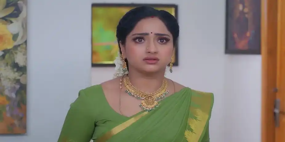 Maari Stops Sreeja from Exposing Tara | Maari