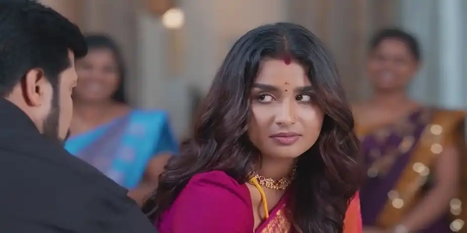 Santosh Cheers Goutham | Nenjathi Killathe 