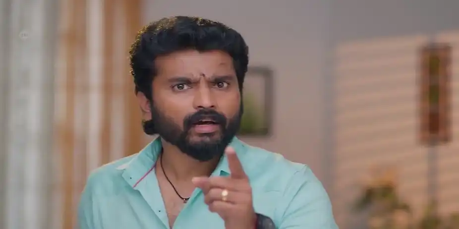 Renuka Stops Velan | Valliyin Velan