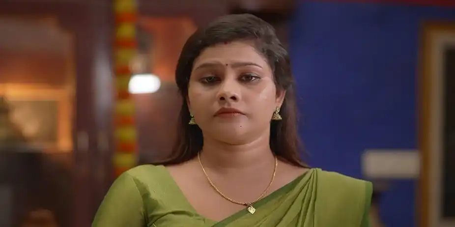 Raghavan Stays Away from the Ceremony | Kudumbashree Sharada