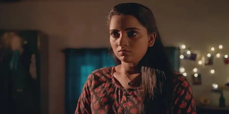 Veena Decides to Chase Her Dreams | Madhura Nombara Kaattu
