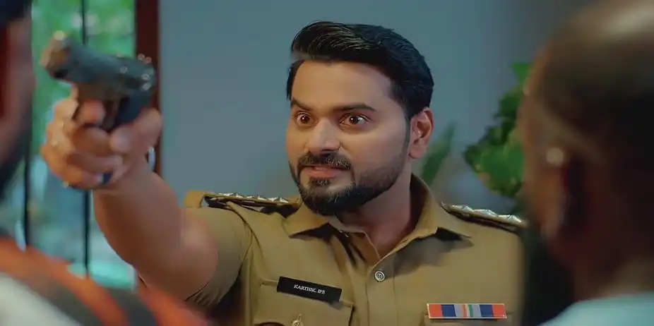 Karthik Interrogates Indraja’s Goons | Valsalyam