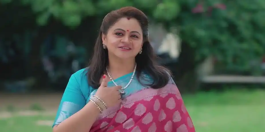 Rajeshwari Sets a Condition for Karthikeyan | Karthigai Deepam