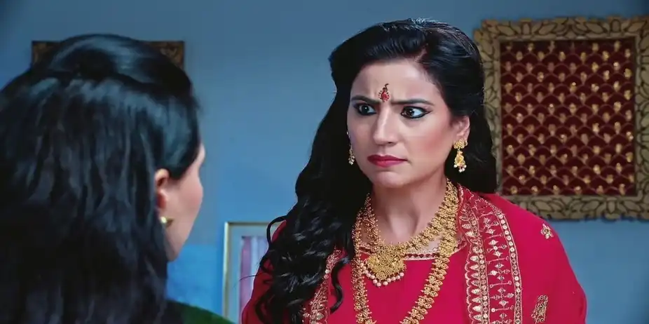 Maa Divyana Learns about Randeep’s Actions | Shivika