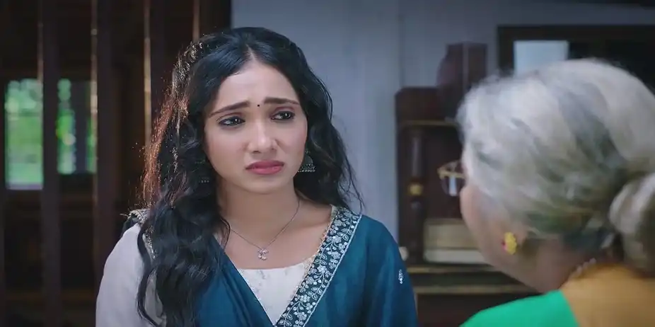 Vijaya Eavesdrops on Shravani and Lalita Devi | Shravani Subramanya