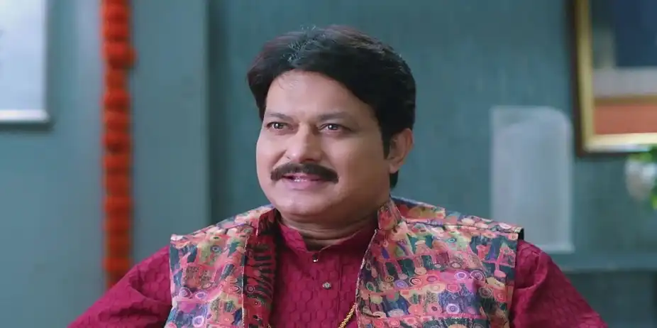 Charulata Learns about the Incident at the Event | Tula Shikvin Changlach Dhada