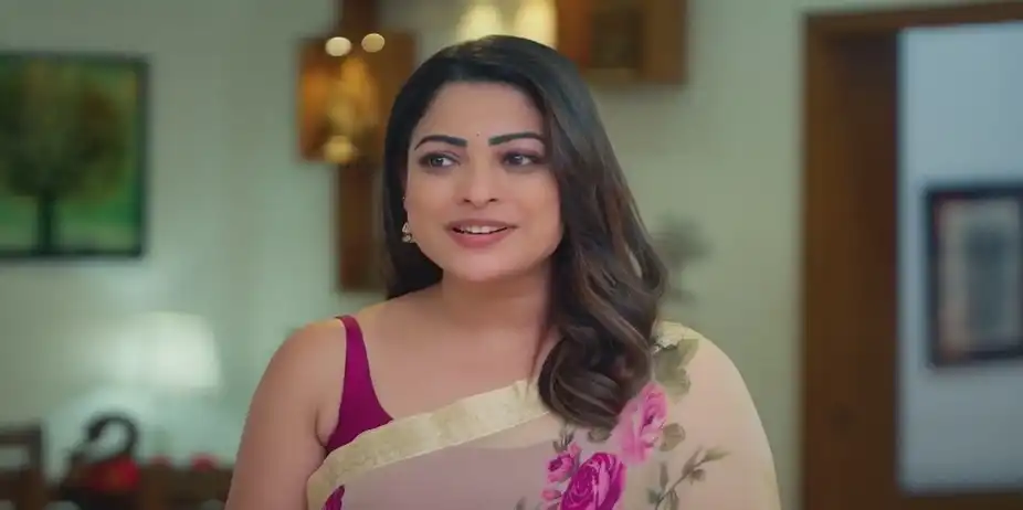 Manohari Appoints a Nurse | Ninaithen Vandhai