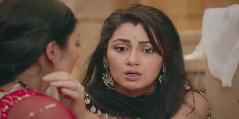Priyanka Lies to the Ahuja Family | Kaise Mujhe Tum Mil Gaye
